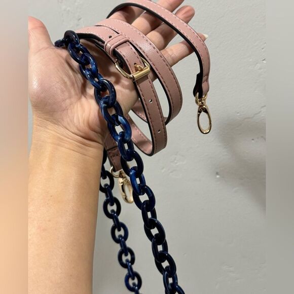 Floral Embossed Genuine Leather Handmade Wooden Frame & Cut-out Handle Bag - Picture 15 of 16